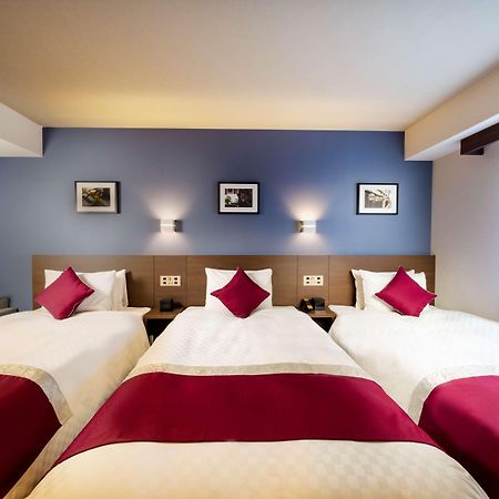 Best Western Plus Fukuoka Tenjin-Minami Екстер'єр фото
